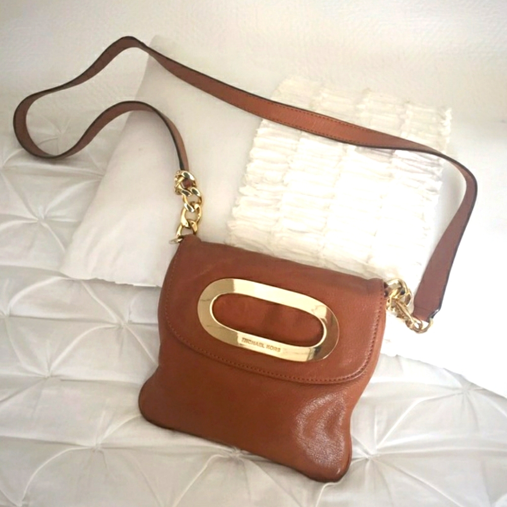 🎉 SALE 🎉Michael Kors Crossbody Bag